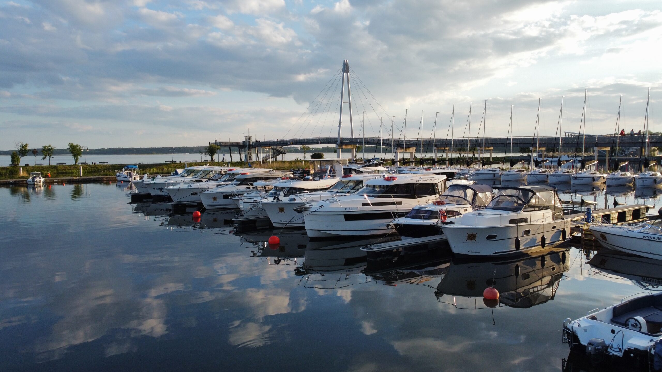 Support in negotiations with Polish Waters – yacht marina on a lake